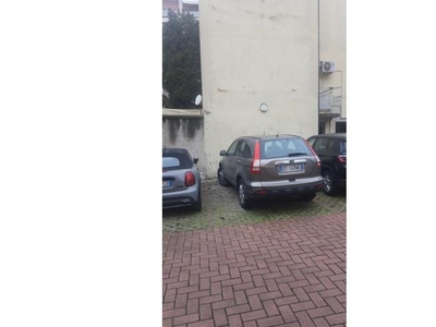 Box/Garage/Posto auto in vendita a Rovigo, Frazione Centro città, Via Ricchieri detto Celio 33