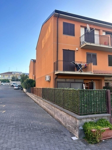 Villa a schiera in vendita a Mascalucia Catania Massa Annunziata