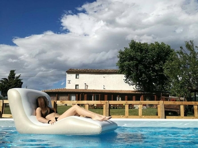 Casale Viozzi - Cottage con piscina nelle Marche ad uso esclusivo