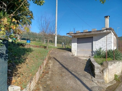 Terreno Agricolo in vendita a Frosinone via Colle