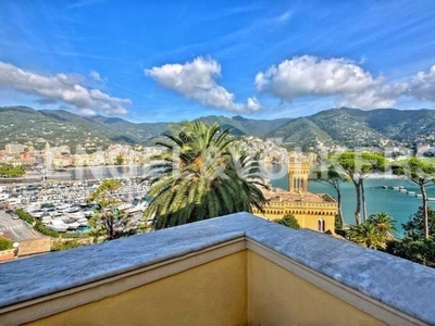 Prestigioso appartamento di 91 m² in affitto Via San Michele, 20, Rapallo, Genova, Liguria