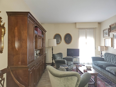 Appartamento in vendita a Parma Montanara