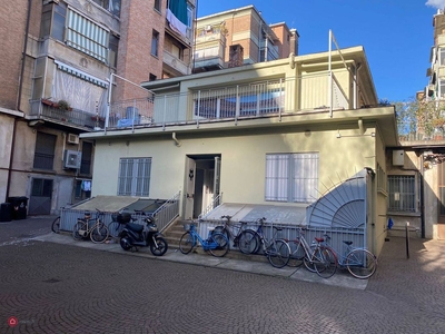 Appartamento in Vendita in Via Cremona a Torino