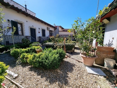 Appartamento in Vendita in Via della Ripa a Firenze