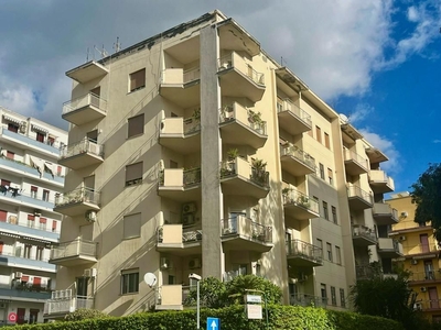 Appartamento in Vendita in Via Sardegna 5 a Palermo