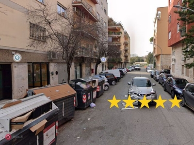 Appartamento in Vendita in Via Segesta a Roma