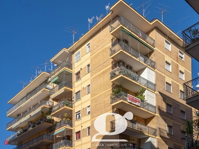Appartamento in Vendita in Via Sigmund Freud a Napoli