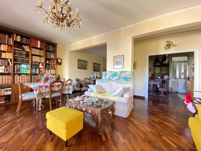 Appartamento in Vendita in Via Tito Livio a Napoli