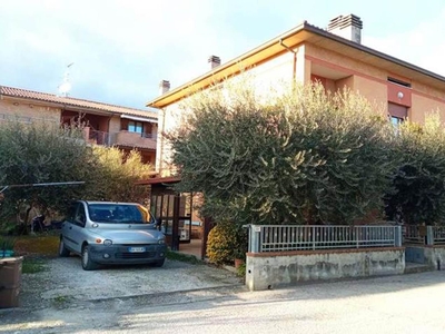 Appartamento in Via Tozzi 10 in zona Marotta a Mondolfo