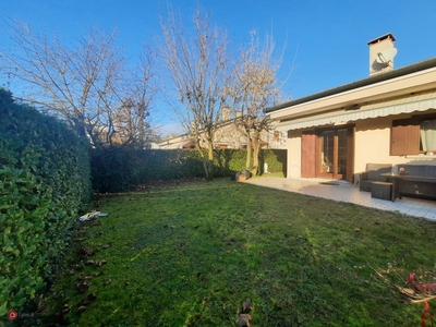 Casa Bi/Trifamiliare in Vendita in Via Lorenzo Perosi a Martellago