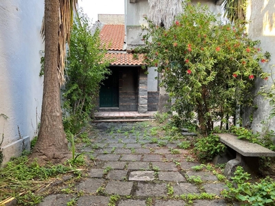 Casa indipendente con giardino a Pedara