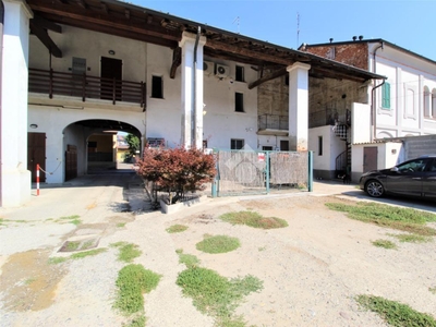 Casa indipendente in vendita a Palazzo Pignano