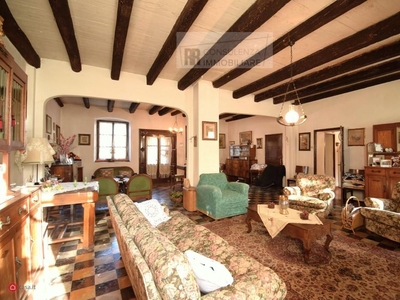 Casa indipendente in Vendita in Via camalavicina a Castelnuovo del Garda