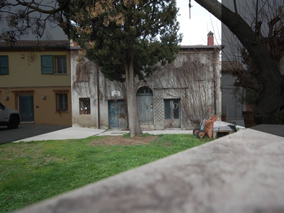 Casa semi indipendente da ristrutturare a San Mauro Pascoli