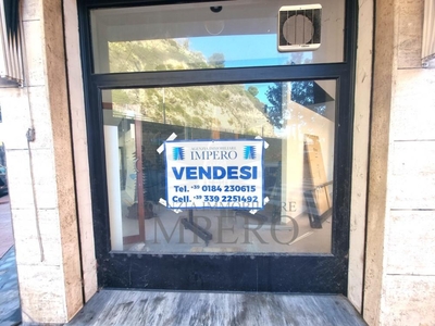 negozio in vendita a Ventimiglia