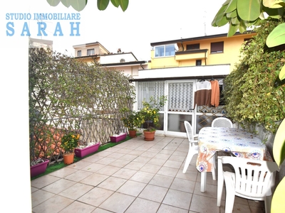 Quadrilocale con terrazzo, Viareggio centro