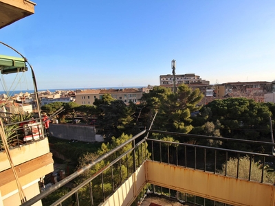 Trilocale abitabile in zona Circonvallazione a Catania