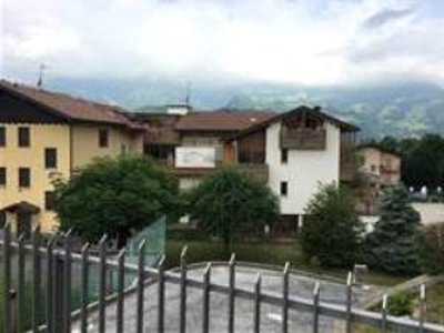 Trilocale in Viale Delle Grigne 43 a Cassina Valsassina