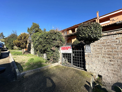 Villa in vendita a Nepi