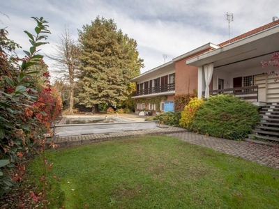 Villa in vendita a Valperga