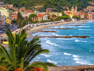 Accogliente appartamento a Alassio con terrazza