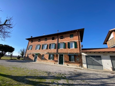 Ampia casa indipendente con giardino Cervignano del Friuli