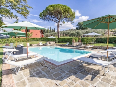 Appartamento a Castelfiorentino con barbecue, piscina e giardino