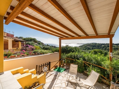 Casa a Simius con terrazza coperta + bella vista