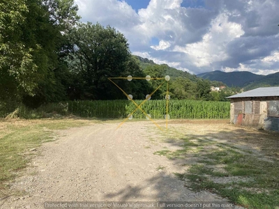 Rustico casale da ristrutturare in zona Villa a Dicomano