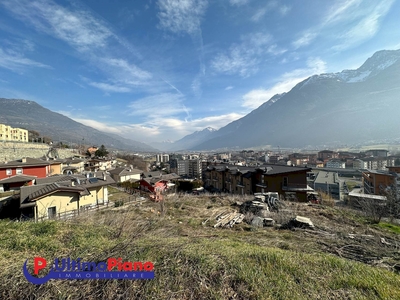 Terreno edificabile sulla prima collina di Aosta