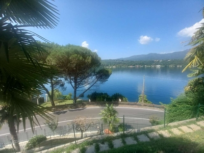Villa indipendente con vista lago, via Fratelli Rosselli, Gozzano