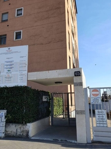Appartamento all'asta a Milano via Francesco Gonin, 65