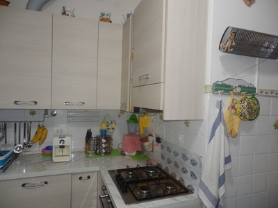 Appartamento in Affitto a Savona, zona Villapiana, 700€, 110 m²