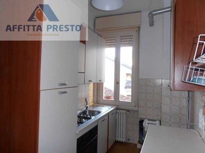 Appartamento in Affitto ad Luino - 700 Euro