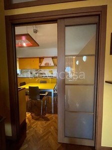 Appartamento in in vendita da privato a Milano via Airolo, 44