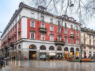 Appartamento in vendita a Milano largo Claudio Treves, 2