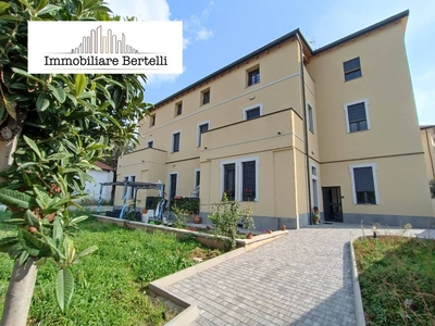 Appartamento in vendita a Milano piazza Emilio Alfieri, 1