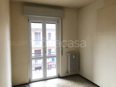 Appartamento in vendita a Milano via Alfonso Capecelatro, 22