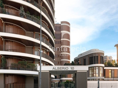 Appartamento in vendita a Milano via Alserio, 10