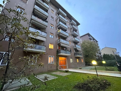 Appartamento in vendita a Milano via dei Valtorta, 7