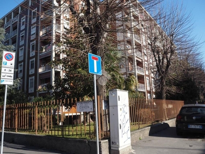 Appartamento in vendita a Milano via del Ricordo, 10