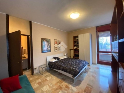 Appartamento in vendita a Milano via Ettore Ponti, 58