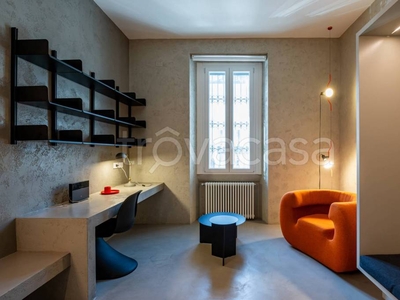 Appartamento in vendita a Milano via Eugenio Villoresi