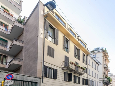 Appartamento in vendita a Milano via Filippo Corridoni, 4