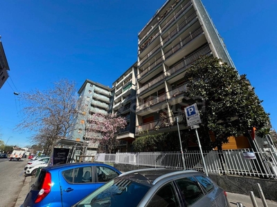 Appartamento in vendita a Milano via Francesco Albani, 58