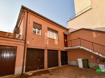 Appartamento in vendita a Milano via Francesco Albani, 63