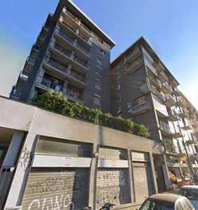 Appartamento in vendita a Milano via Giambellino, 131/2