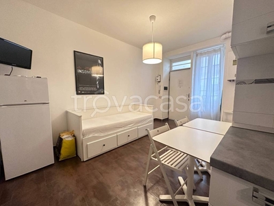 Appartamento in vendita a Milano via Giorgio Chavez, 2