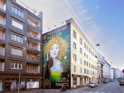 Appartamento in vendita a Milano via Luigi Canonica, 37