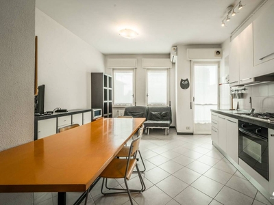 Appartamento in vendita a Milano via Monfalcone, 36